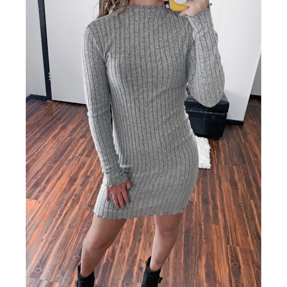 SOLD OUT - Picture 4 of 9